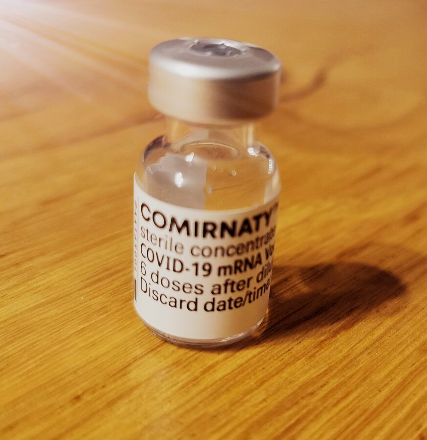Covid 19 (Booster-) Impfung mit Comirnaty von Biontech Pfizer